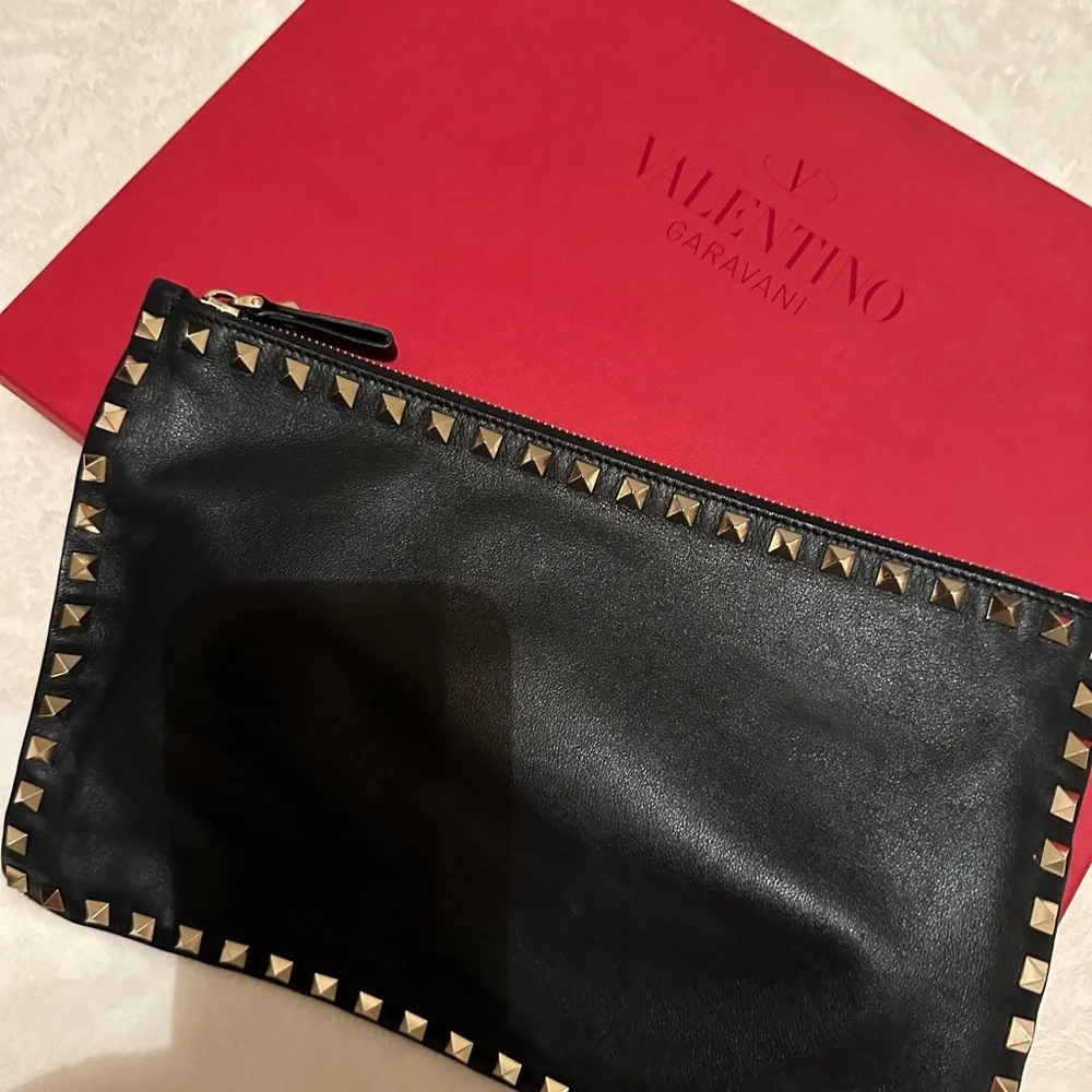 Valentino Garavani Rockstud clutch - Picture 8 of 10